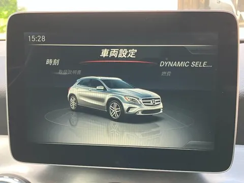 Mercedes-Benz GLA-Class