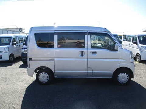 Nissan Clipper