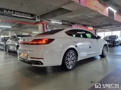 Kia Cadenza (K7)
