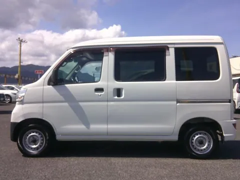 Subaru Sambar Van