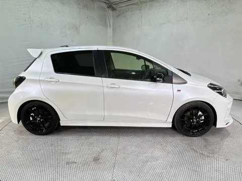 Toyota Yaris (Vitz)