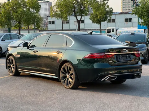 Jaguar XFL