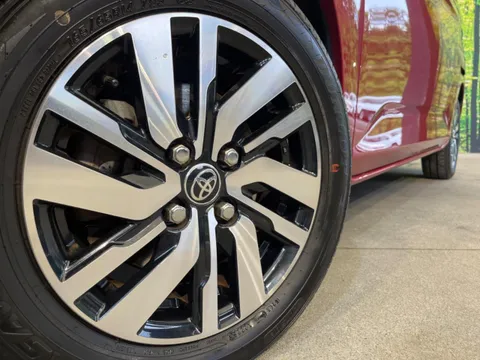 Toyota Tank