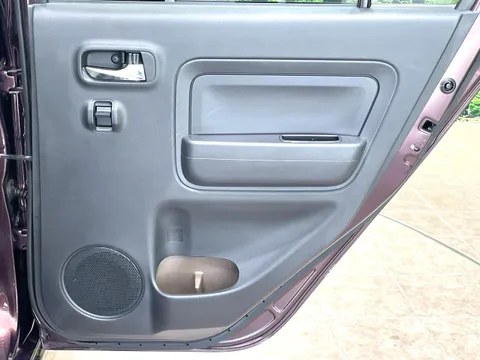 Daihatsu Mira Tocot