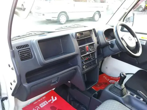 Nissan Clipper Truck