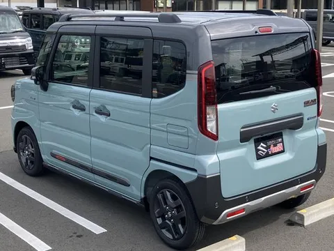 Suzuki Spacia Gear