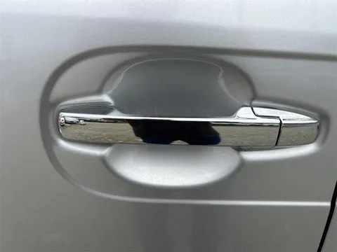 Honda N-BOX Plus