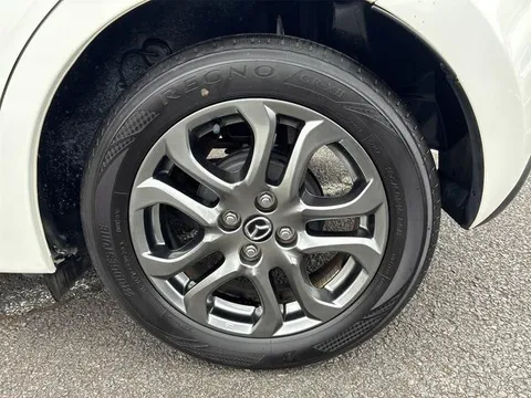 Mazda Mazda2 (Demio)