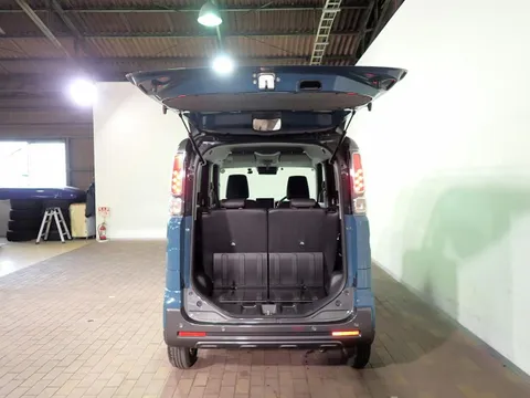 Suzuki Spacia Gear