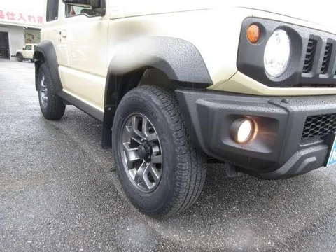 Suzuki Jimny Sierra