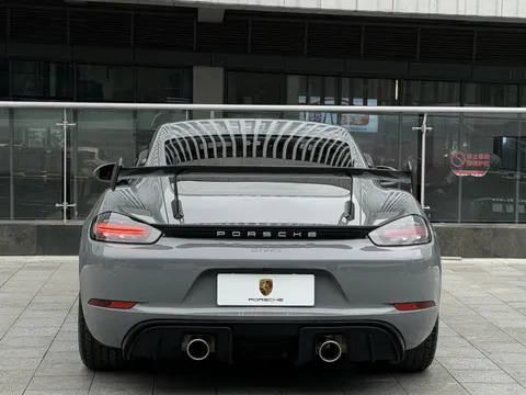 Porsche 718