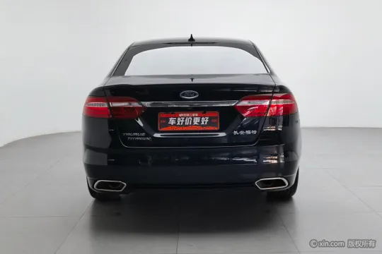 Ford Taurus