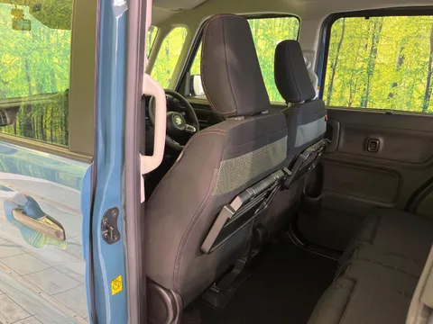 Suzuki Spacia Gear