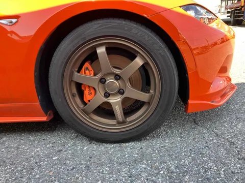Mazda MX-5 (Roadster)