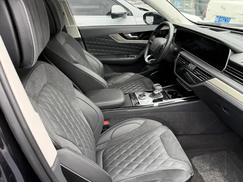 Hongqi HS5