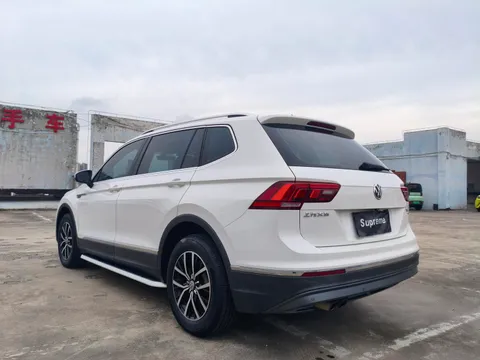 Volkswagen Tiguan L
