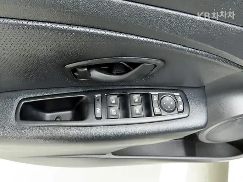 Renault SM3