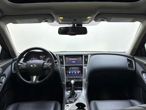 Infiniti Q50L