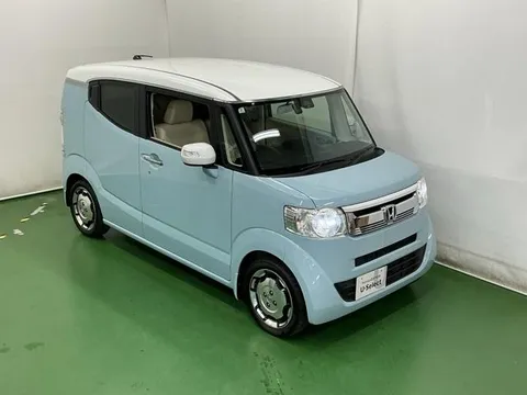 Honda N-BOX Slash