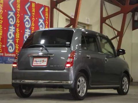 Daihatsu Mira Gino