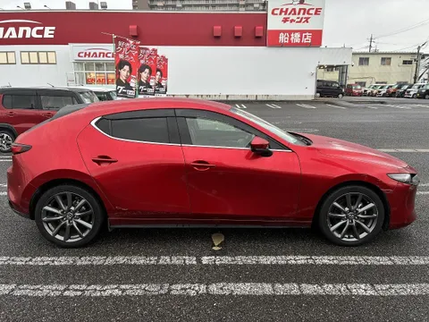 Mazda MAZDA3 Fastback