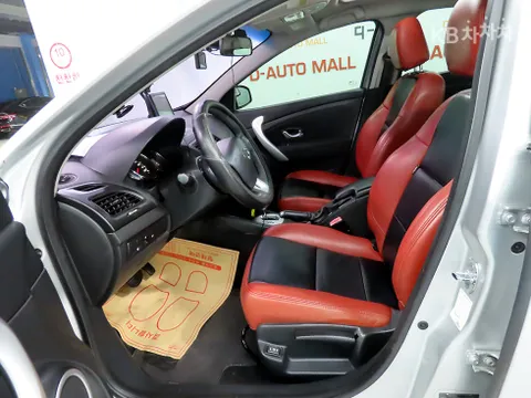 Renault SM3