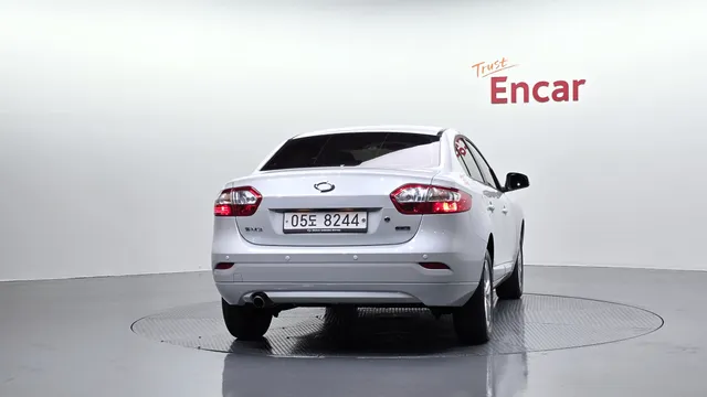 Renault SM3