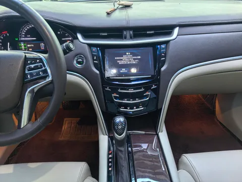 Cadillac XTS