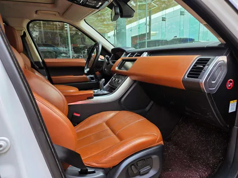 Land Rover