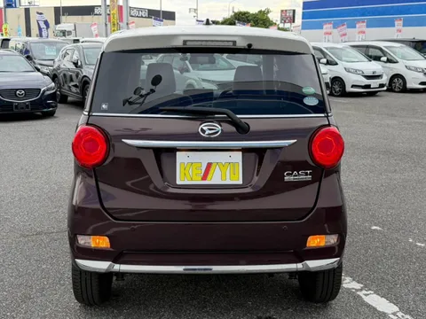 Daihatsu Cast