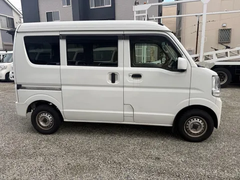 Nissan Clipper