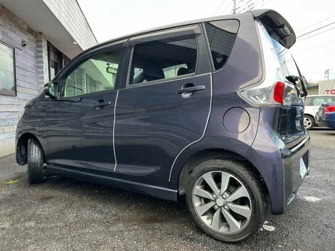 Mitsubishi eK Custom