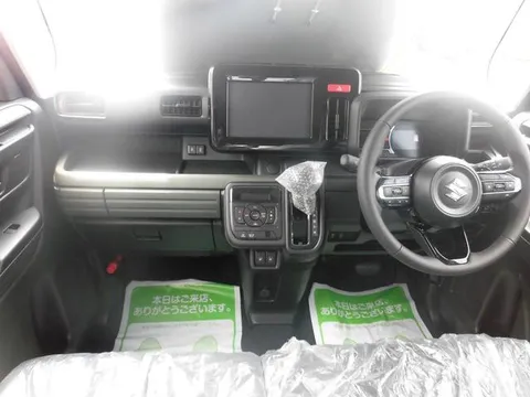 Suzuki Spacia Gear
