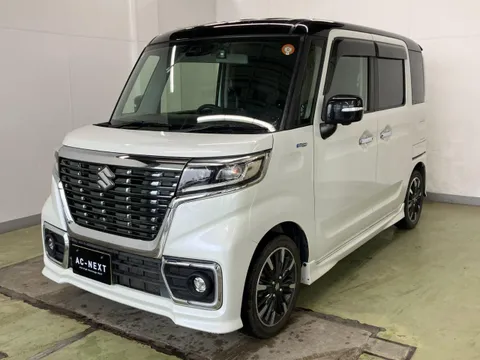 Suzuki Spacia Custom