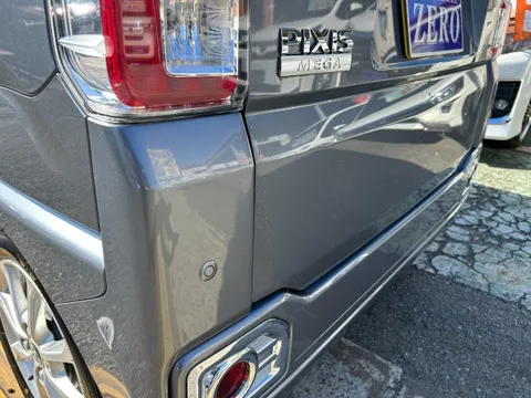 Toyota Pixis Mega