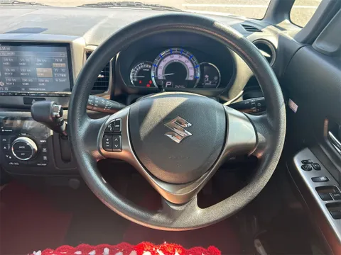 Suzuki Spacia Custom Z