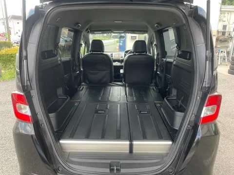 Honda Freed Spike