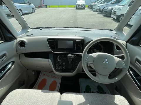 Mitsubishi eK Space