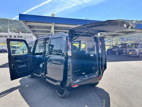 Suzuki Spacia Base