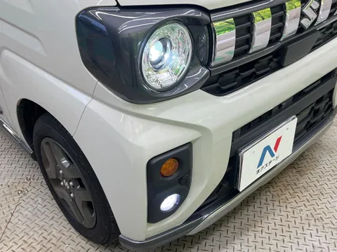 Suzuki Spacia Gear