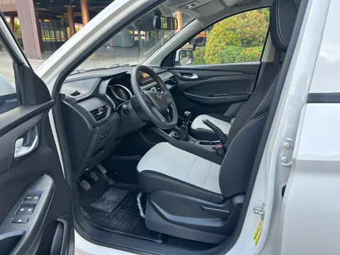 Wuling Hongguang S3