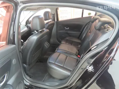 Renault SM3