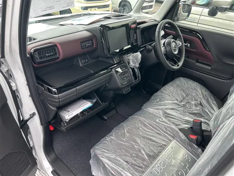 Suzuki Spacia Custom