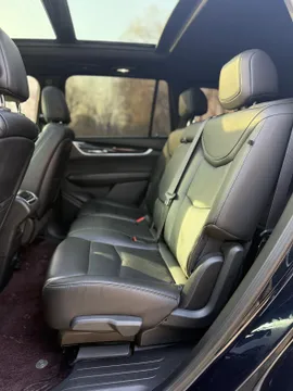 Cadillac XT6