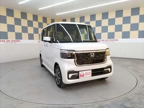 Honda N-BOX Custom