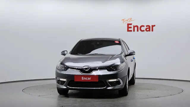 Renault SM3