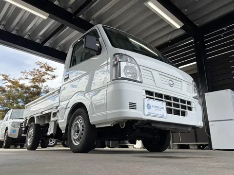 Nissan Clipper Truck