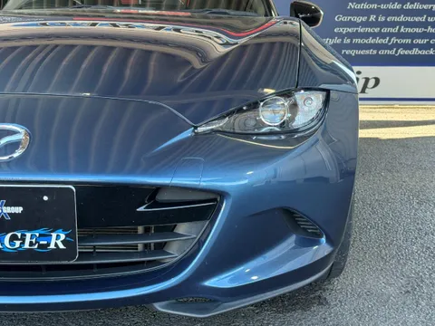 Mazda MX-5 (Roadster)