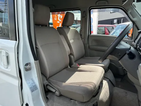 Nissan Clipper Rio