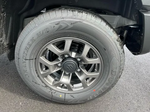 Suzuki Jimny Sierra